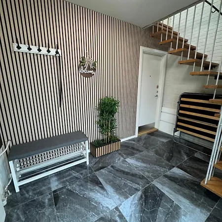 Lejlighed The Nightingale - Top-equipped House In - Free Parking Odense
