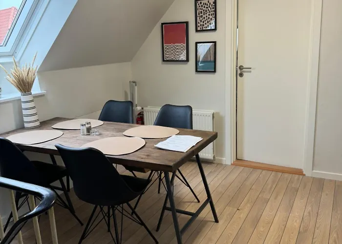 Lejlighed The Nightingale - Top-equipped House In - Free Parking