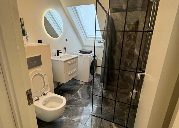 The Nightingale - Top-equipped House In - Free Parking Lejlighed Odense